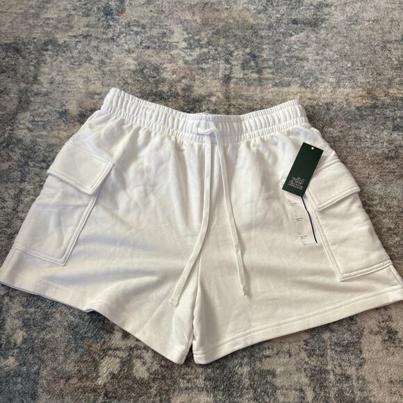 NWT Wild Fable High Rise Drawstring Cargo Sweat Shorts White Women's Size Large‎ - Picture 3 of 10